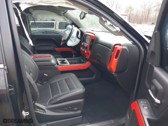 2015 GMC Sierra 1500 Denali with VIN 3GTU2WEC8FG297024, listed as a IAAI auction lot 41653424 with 195,080 mi miles. Bid and sale history available at carsss.com. Image 5.