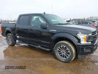2019 Ford F-150 XL with VIN 1FTEW1EPXKFA09854, listed as a IAAI auction lot 41678105 with 161,705 mi miles. Bid and sale history available at carsss.com. Image 1.
