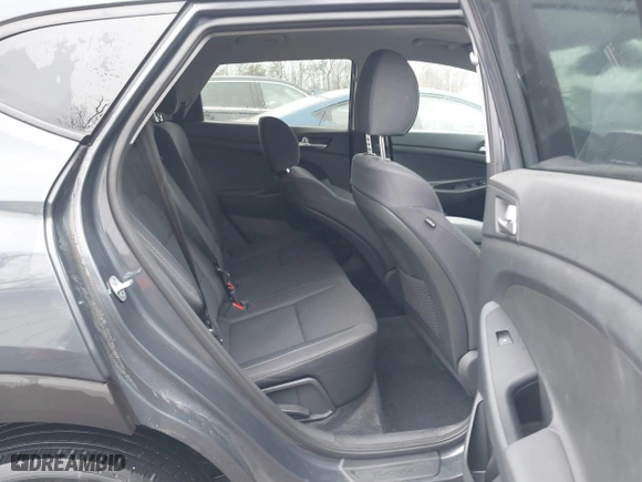 2020 Hyundai Tucson Value with VIN KM8J3CA47LU226897, listed as a IAAI auction lot 41662826 with 32,280 mi miles. Bid and sale history available at carsss.com. Image 8.