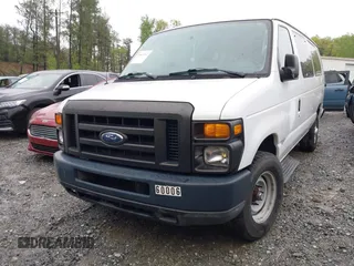 2009 Ford Econoline Passenger XL z VIN 1FBSS31L29DA07149, wystawiony jako IAAI lot #41863392 z przebiegiem 152 010 mil mil oraz . Historia ofert i sprzedaży dostępna na DreamBid. Obrazek 12.