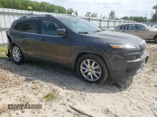 2015 Jeep Cherokee Limited with VIN 1C4PJMDS1FW727264, listed as a Copart auction lot 53936315 with 110,838 mi miles and Clean Title. Bid and sale history available at carsss.com. Image 4.
