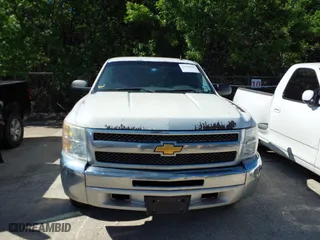 2013 Chevrolet Silverado 1500 LT with VIN 1GCRCSE06DZ138212, listed as a IAAI auction lot 42088561 with 261,922 mi miles. Bid and sale history available at carsss.com. Image 12.