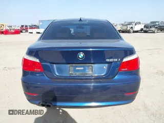 2008 BMW 5 Series 528i with VIN WBANU53568CT17593, listed as a IAAI auction lot 41740603 with 133,673 mi miles and . Bid and sale history available at carsss.com. Image 16.