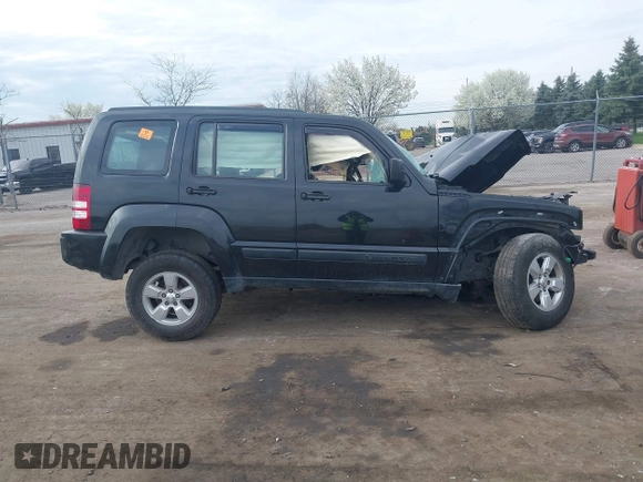 2012 Jeep Liberty Sport z VIN 1C4PJMAK8CW196015, wystawiony jako IAAI lot #42093090 z przebiegiem Nie podano mil oraz . Historia ofert i sprzedaży dostępna na DreamBid. Obrazek 12.