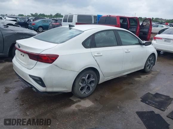 2020 Kia Forte LXS z VIN 3KPF24AD9LE208838, wystawiony jako IAAI lot #42149658 z przebiegiem 160 793 mil mil oraz . Historia ofert i sprzedaży dostępna na DreamBid. Obrazek 4.