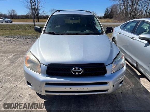 2006 Toyota RAV4 with VIN JTMBD33V165036541, listed as a IAAI auction lot 41918053 with 137,865 mi miles. Bid and sale history available at carsss.com. Image 6.