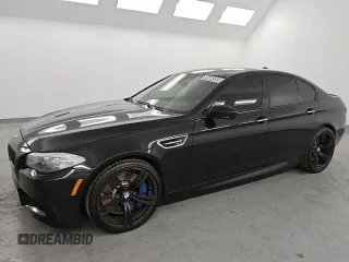 2013 BMW M5 with VIN WBSFV9C53DD096060, listed as a Copart auction lot 49504355 with 116,389 mi miles and Clean Title. Bid and sale history available at carsss.com. Image 1.