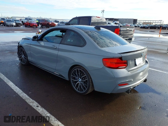 2018 BMW 2 Series M240i with VIN WBA2J5C5XJVB28132, listed as a IAAI auction lot 38936618 with 32,014 mi miles and . Bid and sale history available at DreamBid. Image 3.