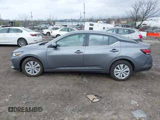 2022 Nissan Sentra S with VIN 3N1AB8BV9NY307592, listed as a IAAI auction lot 41947673 with 17,638 mi miles. Bid and sale history available at carsss.com. Image 14.