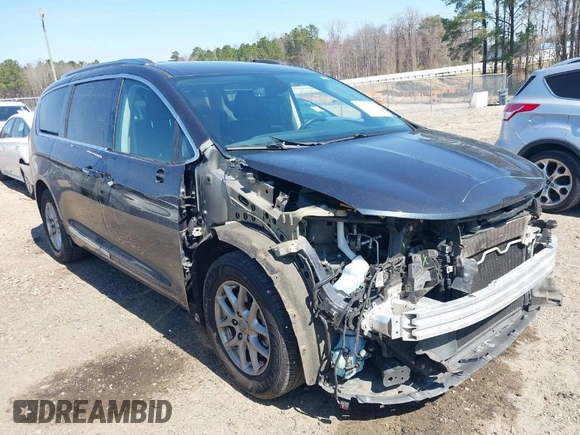 2020 Chrysler Pacifica Touring L z VIN 2C4RC1BG4LR230598, wystawiony jako IAAI lot #41782052 z przebiegiem 184 093 mil mil oraz . Historia ofert i sprzedaży dostępna na DreamBid. Obrazek 1.