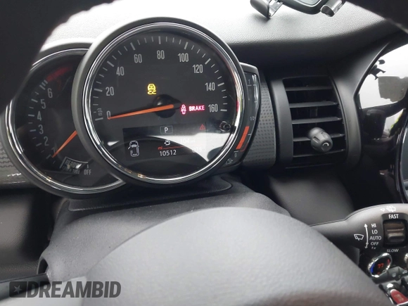 2021 MINI Hardtop Cooper with VIN WMWXR3C09M2N45834, listed as a IAAI auction lot 41892670 with 10,512 mi miles and . Bid and sale history available at DreamBid. Image 15.