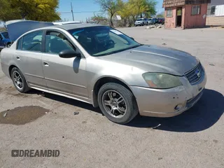 2005 Nissan Altima 2.5 z VIN 1N4AL11D25C952030, wystawiony jako IAAI lot #42058357 z przebiegiem 227 308 mil mil oraz . Historia ofert i sprzedaży dostępna na DreamBid. Obrazek 1.