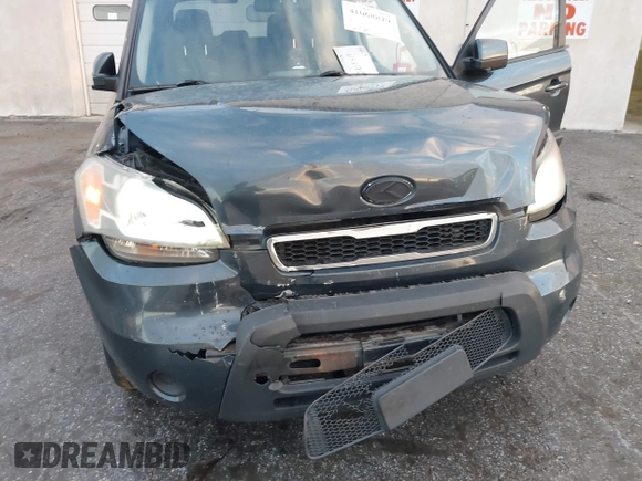 2011 Kia Soul + with VIN KNDJT2A26B7258864, listed as a IAAI auction lot 41068819 with 244,397 mi miles. Bid and sale history available at carsss.com. Image 6.