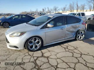 2014 Ford Focus ST with VIN 1FADP3L91EL399487, listed as a Copart auction lot 42525115 with 115,352 mi miles and Salvage Title. Bid and sale history available at carsss.com. Image 1.