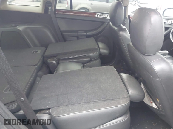 2005 Chrysler Pacifica Touring with VIN 2C8GF68415R339515, listed as a IAAI auction lot 41353696 with Not Provided miles and . Bid and sale history available at DreamBid. Image 8.