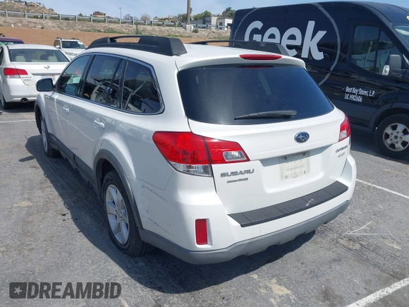 2013 Subaru Outback Premium z VIN 4S4BRBCC6D3259446, wystawiony jako IAAI lot #41834751 z przebiegiem 225 545 mil mil oraz . Historia ofert i sprzedaży dostępna na DreamBid. Obrazek 3.