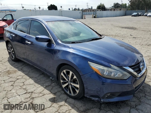 2016 Nissan Altima SR with VIN 1N4AL3AP8GC231770, listed as a Copart auction lot 55982085 with 113,675 mi miles and Salvage title. Bid and sale history available at DreamBid. Image 4.
