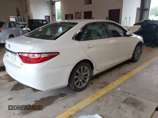 2015 Toyota Camry XLE z VIN 4T1BF1FK5FU951569, wystawiony jako IAAI lot #42237607 z przebiegiem 188 632 mil mil oraz . Historia ofert i sprzedaży dostępna na DreamBid. Obrazek 4.