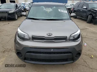 2019 Kia Soul z VIN KNDJN2A26K7669899, wystawiony jako Copart lot #58374875 z przebiegiem 48 076 mil mil oraz Szkoda całkowita • Salvage title. Historia ofert i sprzedaży dostępna na DreamBid. Obrazek 5.