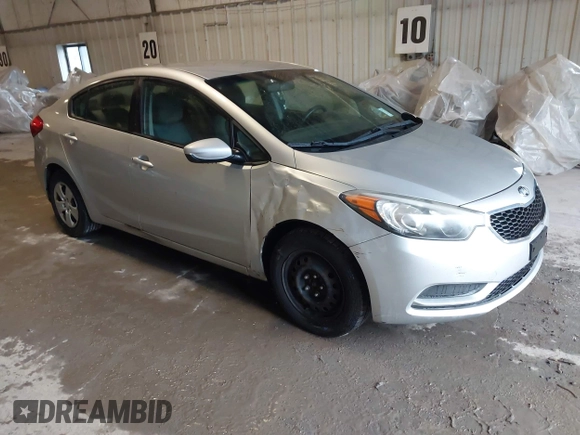 2014 Kia Forte LX with VIN KNAFK4A61E5139611, listed as a IAAI auction lot 42233899 with 229,981 mi miles and . Bid and sale history available at carsss.com. Image 1.