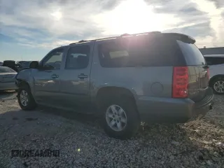 2008 GMC Yukon XL SLT with VIN 1GKFC16J98R132323, listed as a Copart auction lot 80393754 with 259,620 mi miles and Salvage Title. Bid and sale history available at carsss.com. Image 2.