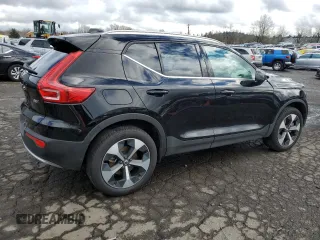 2025 Volvo XC40 Plus Bright Theme с VIN YV4L12UE4S2491995, выставлен на аукционе Copart как лот 45732865 с пробегом Не указан миль и Чистый • Clean title. История ставок и продаж доступна на DreamBid. Изображение 3.