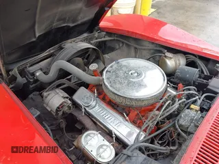 1968 Chevrolet Corvette z VIN 0000194678S415077, wystawiony jako IAAI lot #42422867 z przebiegiem 53 199 mil mil oraz . Historia ofert i sprzedaży dostępna na DreamBid. Obrazek 10.