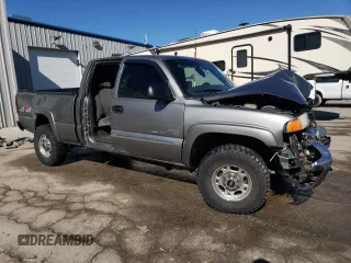 2006 GMC Sierra 2500HD SLT z VIN 1GTHK29D76E162153, wystawiony jako Copart lot #46656545 z przebiegiem 427 196 mil mil oraz Szkoda całkowita • Salvage title. Historia ofert i sprzedaży dostępna na DreamBid. Obrazek 4.