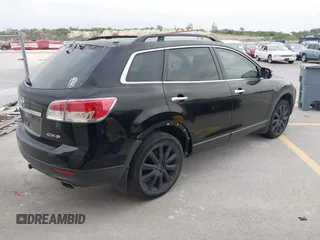 2008 Mazda CX-9 Touring with VIN JM3TB28A680131887, listed as a IAAI auction lot 41950708 with 205,070 mi miles and . Bid and sale history available at carsss.com. Image 4.