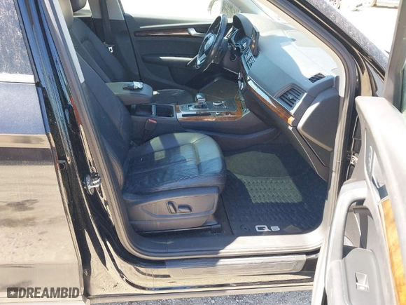 2018 Audi Q5 Premium with VIN WA1ANAFYXJ2006994, listed as a IAAI auction lot 41888392 with 96,066 mi miles. Bid and sale history available at carsss.com. Image 5.