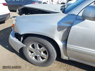 2006 Toyota Highlander w/3rd Row with VIN JTEDP21A660110877, listed as a IAAI auction lot 41330456 with 150,285 mi miles. Bid and sale history available at carsss.com. Image 13.