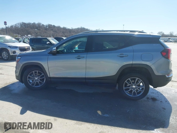 2023 GMC Terrain SLT с VIN 3GKALPEG2PL174471, выставлен на аукционе IAAI как лот 41744894 с пробегом 47 550 миль миль и . История ставок и продаж доступна на DreamBid. Изображение 14.
