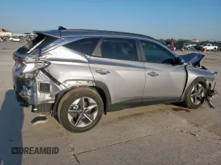 2025 Hyundai Tucson SEL with VIN 5NMJBCDE2SH453013, listed as a Copart auction lot 52710235 with 4,447 mi miles and Salvage Title. Bid and sale history available at carsss.com. Image 3.