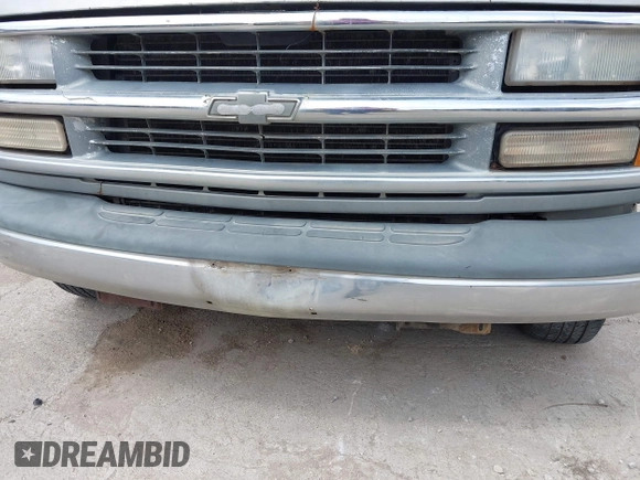 2000 Chevrolet Express Cargo Van w/YF7 with VIN 1GBFG15R6Y1176841, listed as a IAAI auction lot 41943022 with 428,908 mi miles. Bid and sale history available at carsss.com. Image 15.