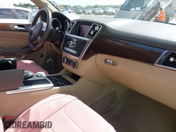 2013 Mercedes-Benz M 350 with VIN 4JGDA5HB9DA220024, listed as a IAAI auction lot 42531042 with 132,702 mi miles and . Bid and sale history available at DreamBid. Image 5.