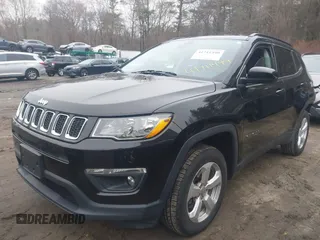 2018 Jeep Compass Altitude with VIN 3C4NJDBB0JT399781, listed as a IAAI auction lot 41711499 with 39,891 mi miles and . Bid and sale history available at carsss.com. Image 2.