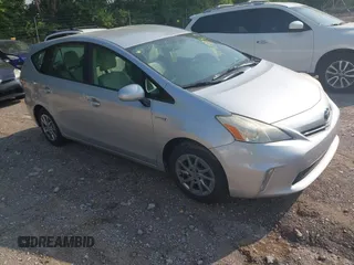 2012 Toyota Prius Two z VIN JTDZN3EU3C3042560, wystawiony jako IAAI lot #42409918 z przebiegiem 182 875 mil mil oraz . Historia ofert i sprzedaży dostępna na DreamBid. Obrazek 1.