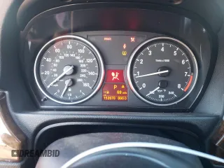 2008 BMW 3 Series 328xi z VIN WBAWC335X8PD09083, wystawiony jako Copart lot #85683234 z przebiegiem 152 670 mil mil oraz Szkoda całkowita • Salvage title. Historia ofert i sprzedaży dostępna na DreamBid. Obrazek 9.