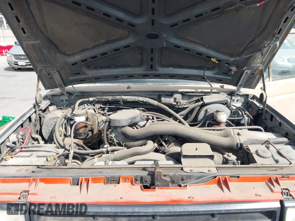 1988 Ford Bronco Eddie Bauer with VIN 1FMEU15N3JLA98943, listed as a IAAI auction lot 42771847 with 41,662 mi miles and . Bid and sale history available at DreamBid. Image 10.