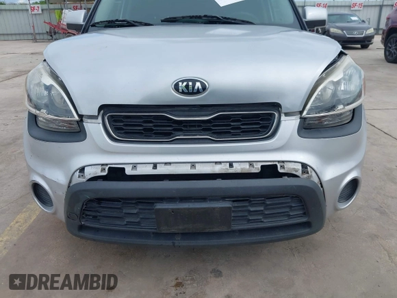 2013 Kia Soul with VIN KNDJT2A52D7530856, listed as a IAAI auction lot 41889860 with 148,982 mi miles and . Bid and sale history available at DreamBid. Image 6.