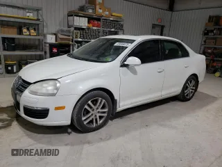 2006 Volkswagen Jetta 2.5L with VIN 3VWSF71K56M621057, listed as a Copart auction lot 45646075 with 198,098 mi miles and Salvage title. Bid and sale history available at DreamBid. Image 1.