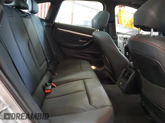 2018 BMW 3 Series 330i xDrive with VIN WBA8Z9C52JG828741, listed as a Copart auction lot 61457015 with 87,064 mi miles and Salvage title. Bid and sale history available at DreamBid. Image 10.