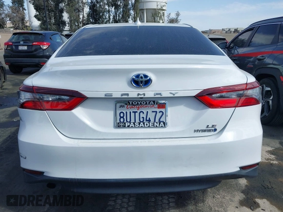 2021 Toyota Camry Hybrid LE with VIN 4T1C31AK4MU549057, listed as a IAAI auction lot 41686552 with 43,051 mi miles. Bid and sale history available at carsss.com. Image 17.