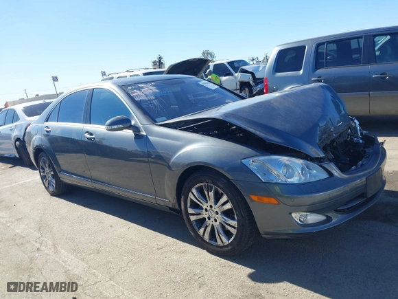 2009 Mercedes-Benz S-Class 5.5L V8 with VIN WDDNG71XX9A245942, listed as a IAAI auction lot 41376420 with 112,831 mi miles. Bid and sale history available at carsss.com. Image 13.