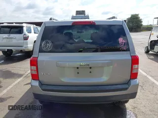 2015 Jeep Patriot Sport with VIN 1C4NJRBB1FD269387, listed as a IAAI auction lot 42111334 with 175,512 mi miles and . Bid and sale history available at carsss.com. Image 16.
