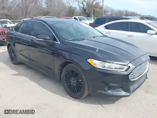 2013 Ford Fusion SE with VIN 3FA6P0H92DR351965, listed as a IAAI auction lot 41689469 with 137,256 mi miles. Bid and sale history available at carsss.com. Image 1.
