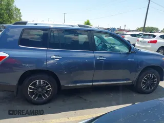 2013 Toyota Highlander Limited with VIN 5TDDK3EH7DS228933, listed as a IAAI auction lot 42442790 with 131,209 mi miles and . Bid and sale history available at DreamBid. Image 12.