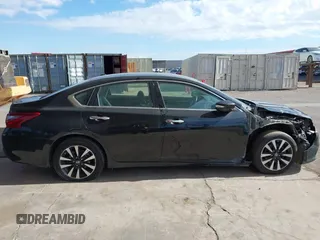 2018 Nissan Altima SR with VIN 1N4AL3AP9JC281858, listed as a IAAI auction lot 41430089 with 117,279 mi miles and . Bid and sale history available at DreamBid. Image 13.