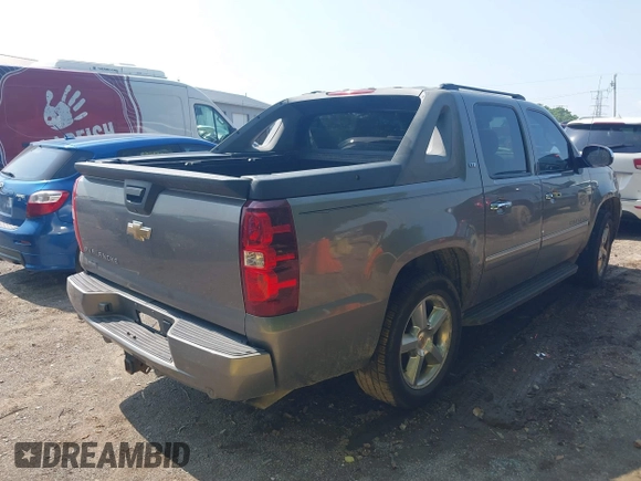 2009 Chevrolet Avalanche z VIN 3GNFK32YX9G201915, wystawiony jako IAAI lot #42470876 z przebiegiem 244 241 mil mil oraz . Historia ofert i sprzedaży dostępna na DreamBid. Obrazek 4.