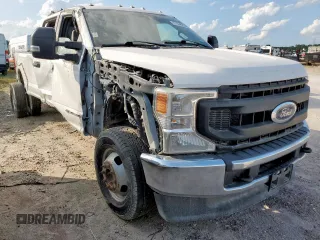 2020 Ford F-350 XL z VIN 1FT8W3DTXLEE25949, wystawiony jako Copart lot #57094825 z przebiegiem 391 226 mil mil oraz Czysty tytuł • Clean title. Historia ofert i sprzedaży dostępna na DreamBid. Obrazek 4.